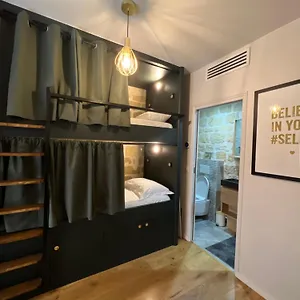 Ostello Fraternity-hotel, Parigi